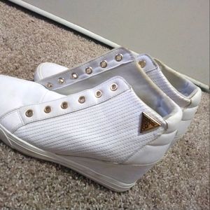 Wedge boot